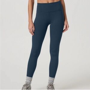 Vuori Women’s Inversion Legging in Ocean Blue